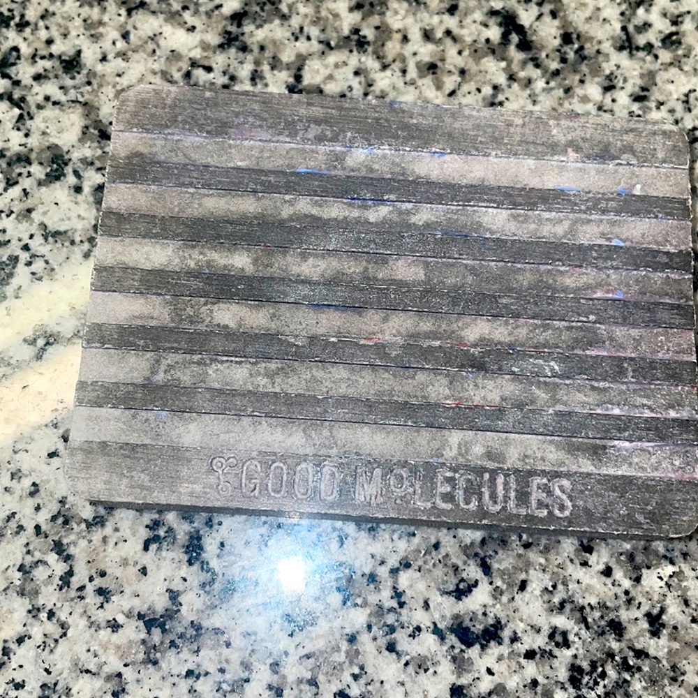 Good Molecules. Soap Holder